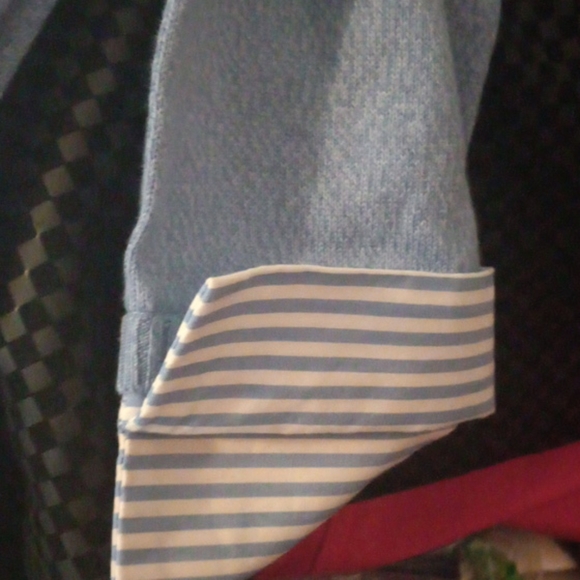 Top - Picture 3 of 9